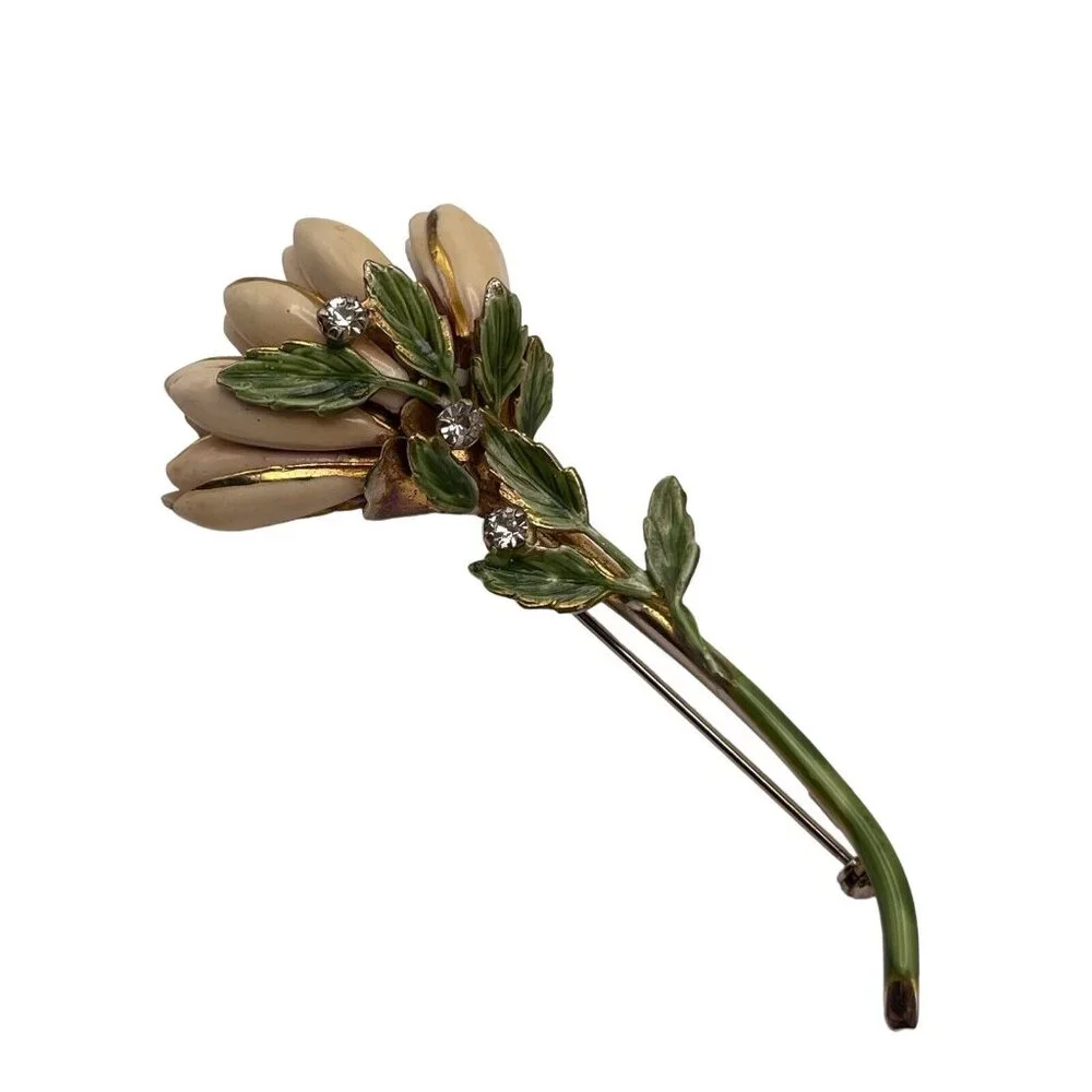 VINTAGE 1940S CREAM ENAMEL SANDOR CHRYSANTHEMUM FLOWER RHINESTONE BROOCH PIN‎